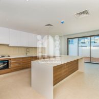 Buy Villa on Yas Island, Abu Dhabi, UAE 3 bedrooms, 4176 sq. ft. | Foto 1