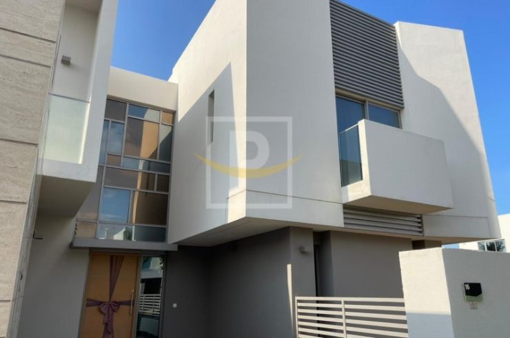 Villa in Muwaileh, Sharjah, UAE 5 bedrooms, 427.4m2