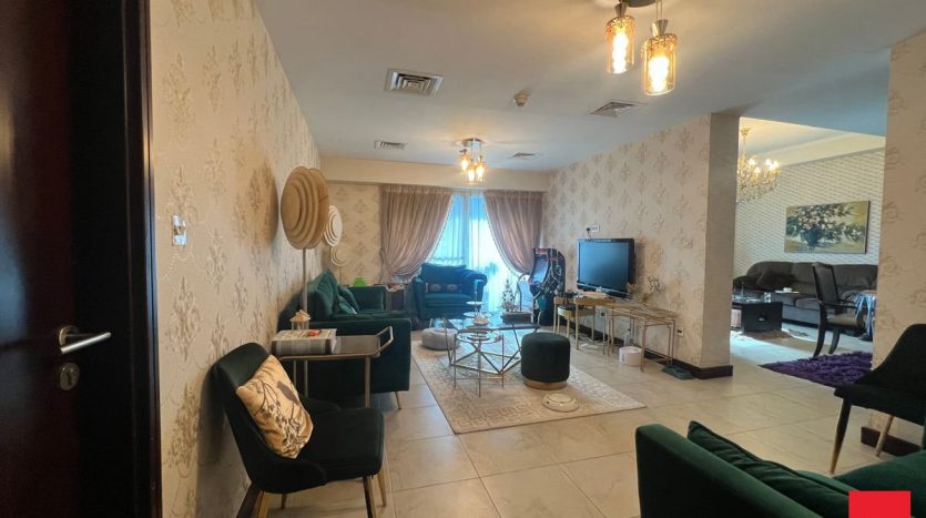 Квартира в Дубай,    4 спальни, 219.8м2