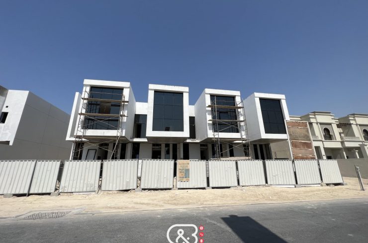 Villa in Al Furjan, Dubai, UAE 3 bedrooms, 223m2