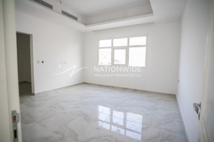 Villa in Al Shamkha, Abu Dhabi, UAE 7 bedrooms, 767.1m2