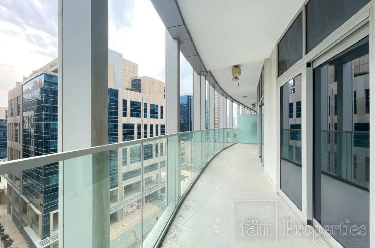 Квартира в Бизнес-Бэй, Дубай,    2 спальни, 115.4м2