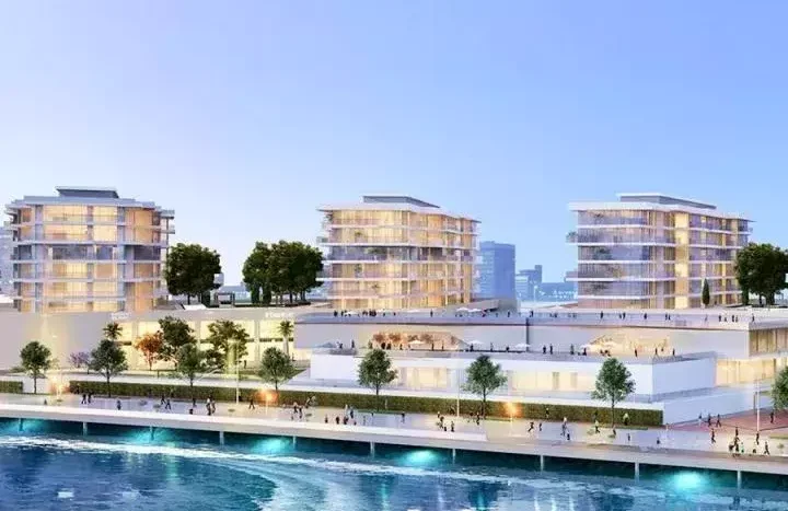 Квартира в Шарджа,    3 комнаты, 143м2