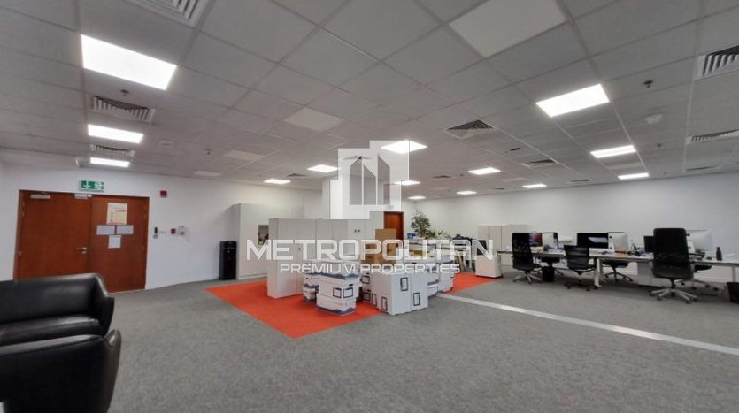 Rent Office in DIFC, Dubai 3092 sq. ft. | Foto 4