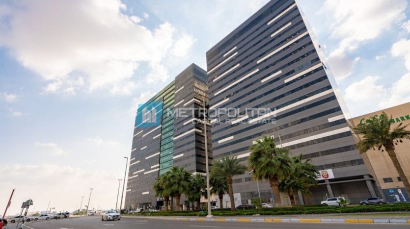 Офис в Mohamed Bin Zayed City, Абу-Даби,    449.3м2