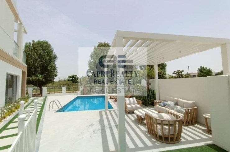 Villa in Dubai, UAE 5 bedrooms, 250.8m2