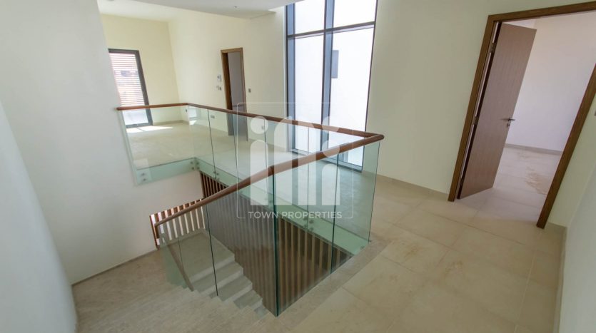 Villa on Yas Island, Abu Dhabi, UAE 5 bedrooms, 673.5m2