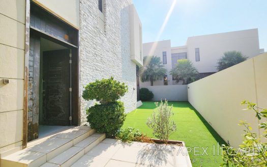 Villa in DAMAC Hills (Akoya by DAMAC), Dubai, UAE 5 bedrooms, 420.8m2