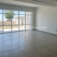 Таунхаус в Al Raha Beach, Абу-Даби,    2 спальни, 212.4м2   | фото 1