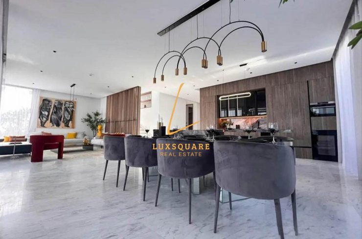 Villa in Tilal Al Ghaf, Dubai, UAE 5 bedrooms, 527.4m2