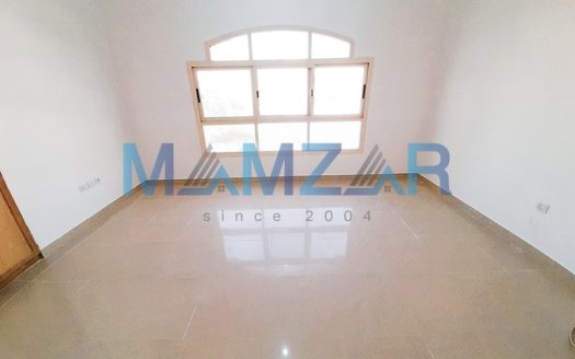 Villa in Abu Dhabi, UAE 5 bedrooms, 371.6m2