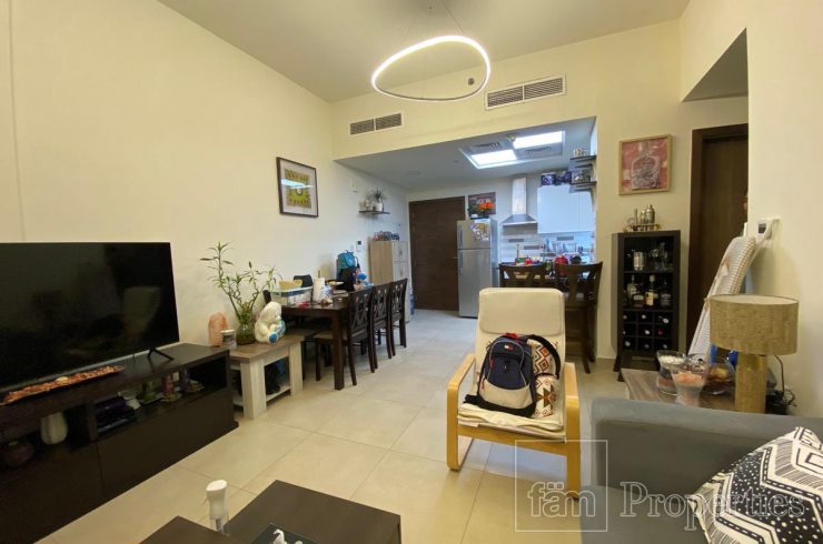 Apartment in Al Furjan, Dubai, UAE 1 bedroom, 73.9m2