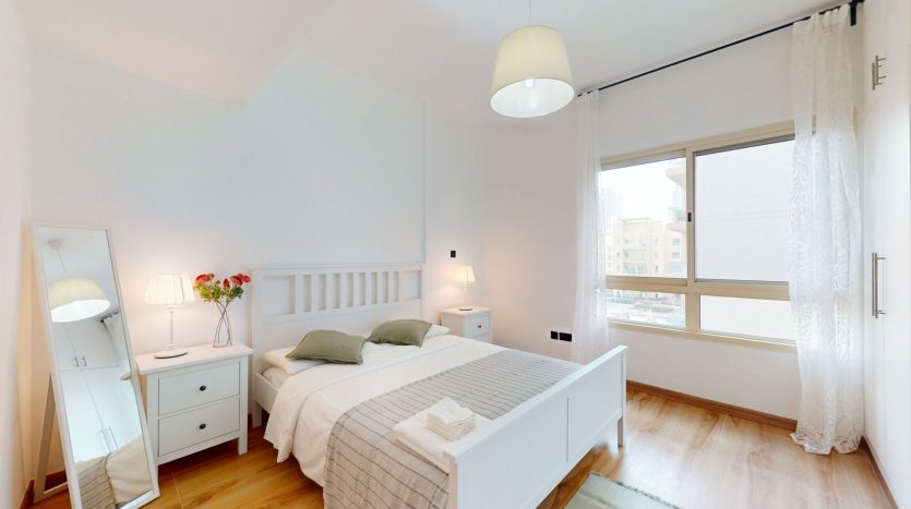 Квартира в Greens, Дубай,    1 комната, 75.37м2