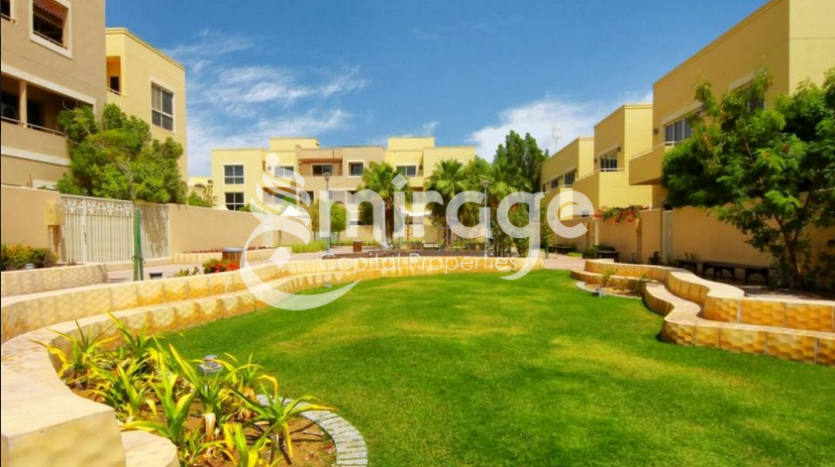 Buy Villa in Al Raha Gardens, Abu Dhabi, UAE 4 bedrooms, 4392 sq. ft. | Foto 5