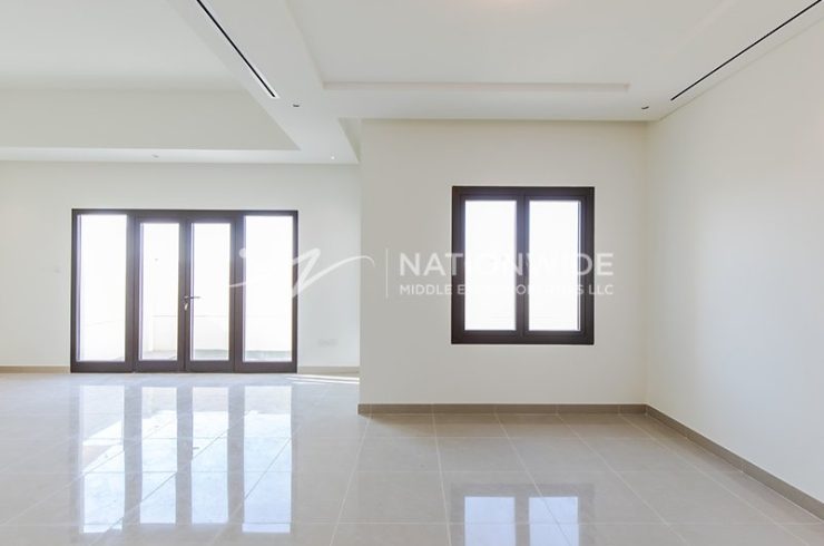 Villa in Abu Dhabi, UAE 3 bedrooms, 209m2