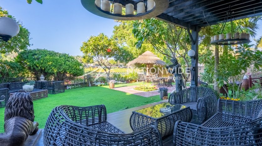 Вилла в Meadows, Дубай,    6 спален, 876.9м2