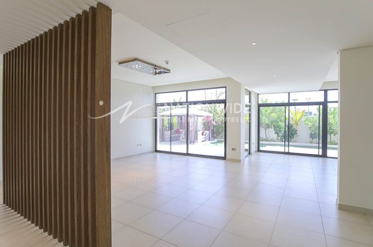 Villa on Yas Island, Abu Dhabi, UAE 4 bedrooms, 621m2