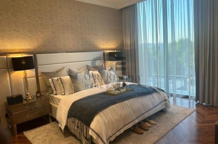 Villa in Dubai, UAE 6 bedrooms, 1051.5m2