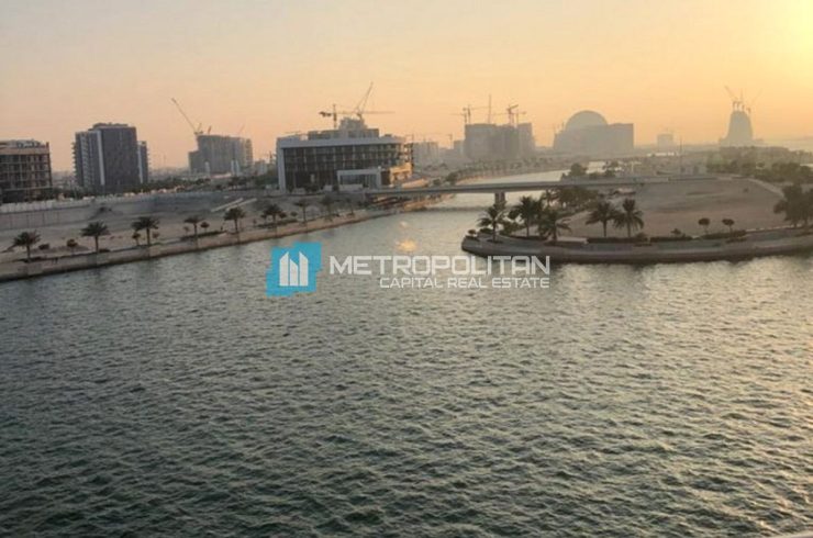 Apartment in Al Raha Beach, Abu Dhabi, UAE 3 bedrooms, 234m2