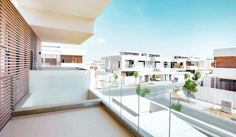 Villa on Yas Island, Abu Dhabi, UAE 5 bedrooms, 673.9m2