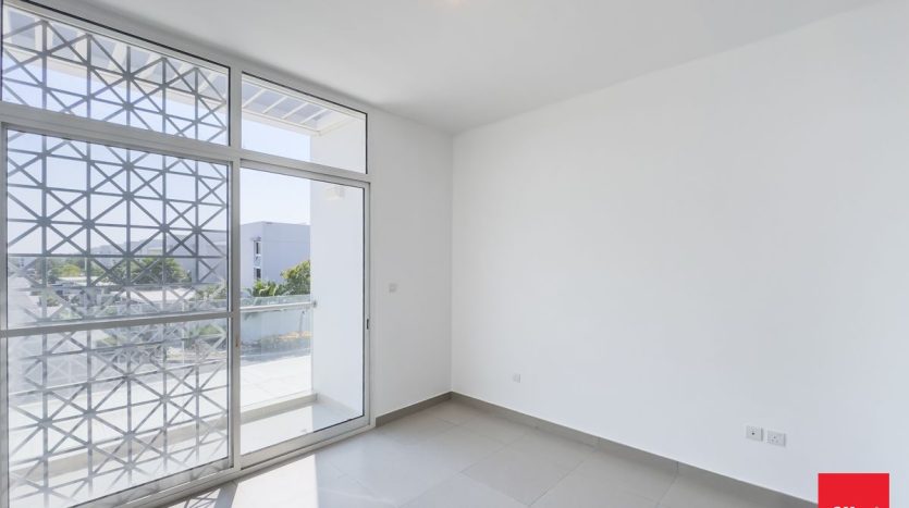 Таунхаус в Dubai Land, Дубай,    3 спальни, 273.5м2