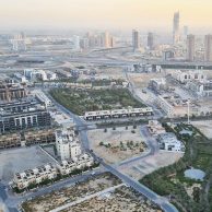 Building in Dubai, 139995 sq. ft. | Foto 1