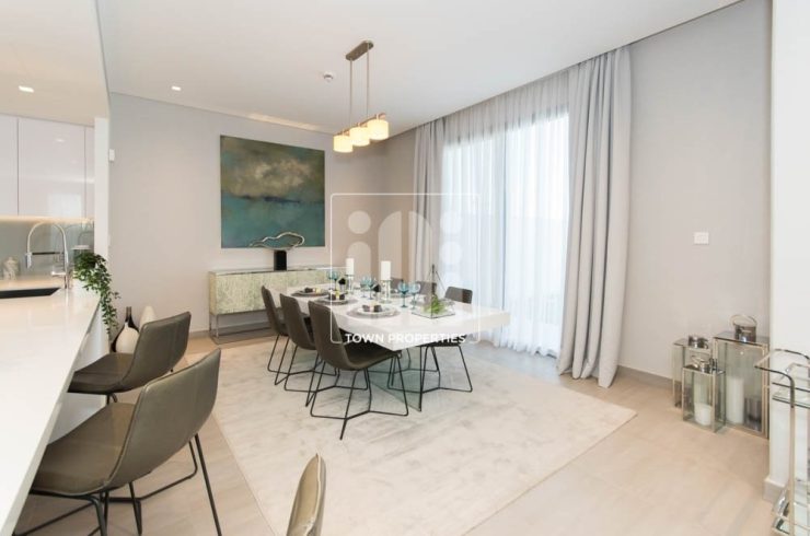 Villa on Yas Island, Abu Dhabi, UAE 4 bedrooms, 454.8m2