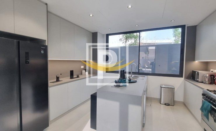 Вилла в Tilal City, Шарджа,    6 спален, 797.1м2