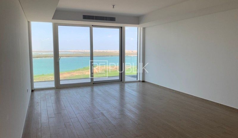 Apartment on Yas Island, Abu Dhabi, UAE 2 bedrooms, 120.8m2