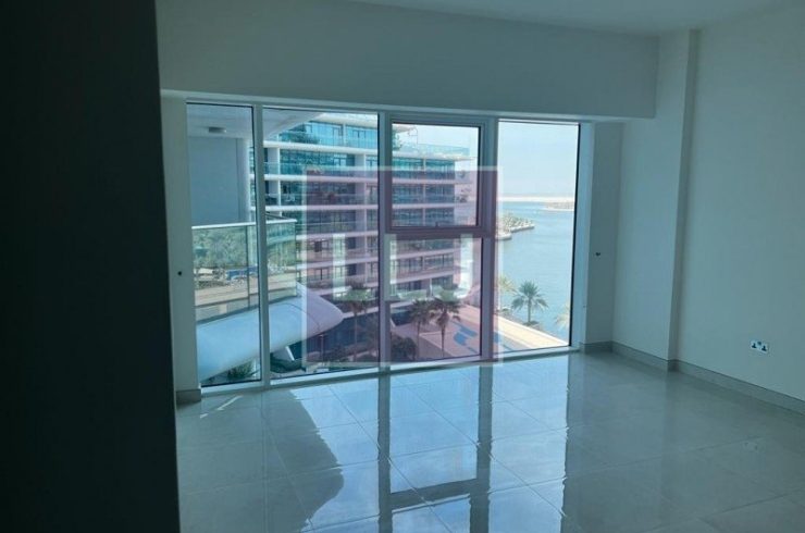 Apartment in Al Raha Beach, Abu Dhabi, UAE 2 bedrooms, 130.1m2
