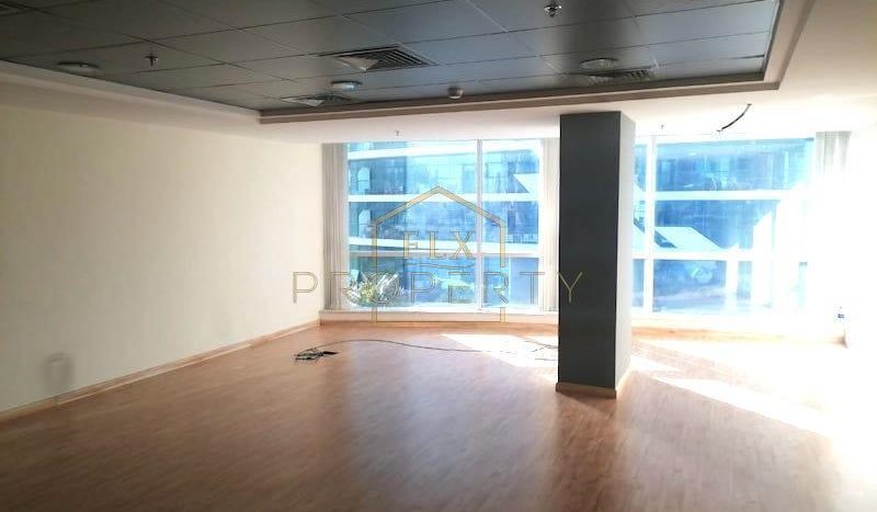Office in Business Bay, Dubai, UAE 94.6m2