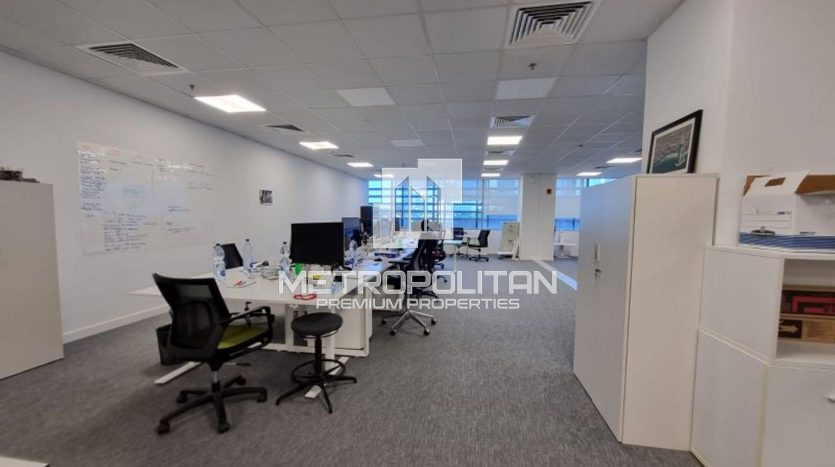 Rent Office in DIFC, Dubai 3092 sq. ft. | Foto 3