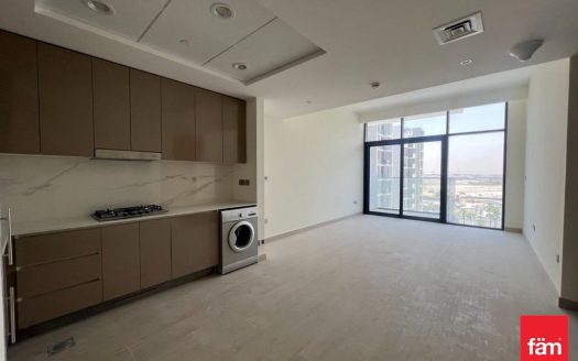 Квартира в Дубай,    1 спальня, 49м2