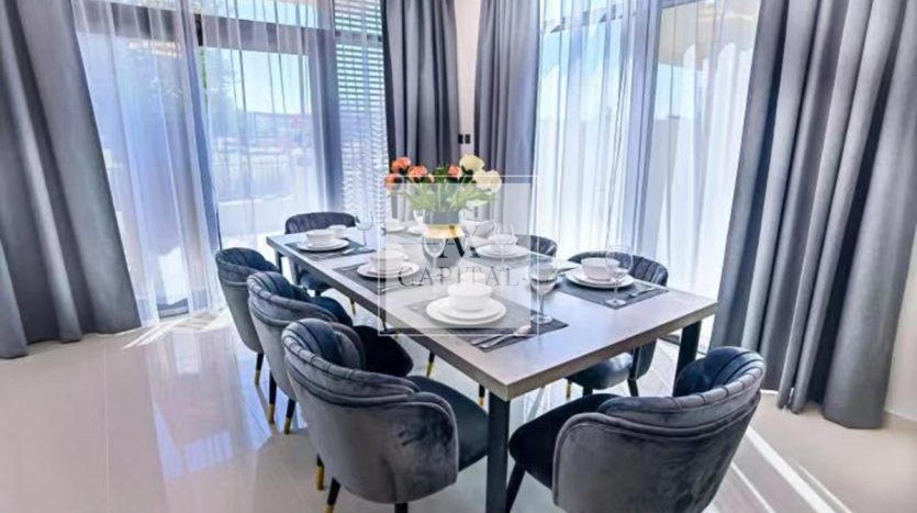 Вилла в DAMAC Hills (Akoya by DAMAC), Дубай, 6 спален, 350 м2 / в год
