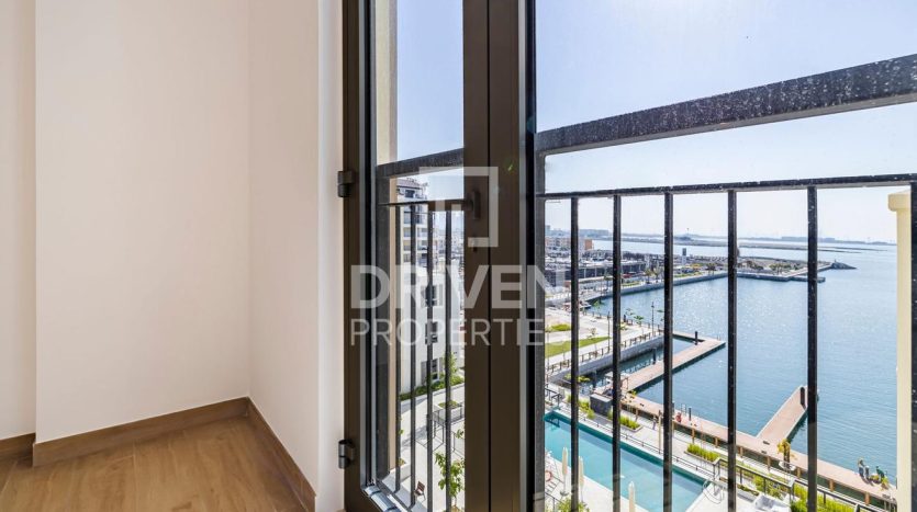 Apartment on Jumeirah, Dubai, 2 bedrooms, 122 m2 / per year
