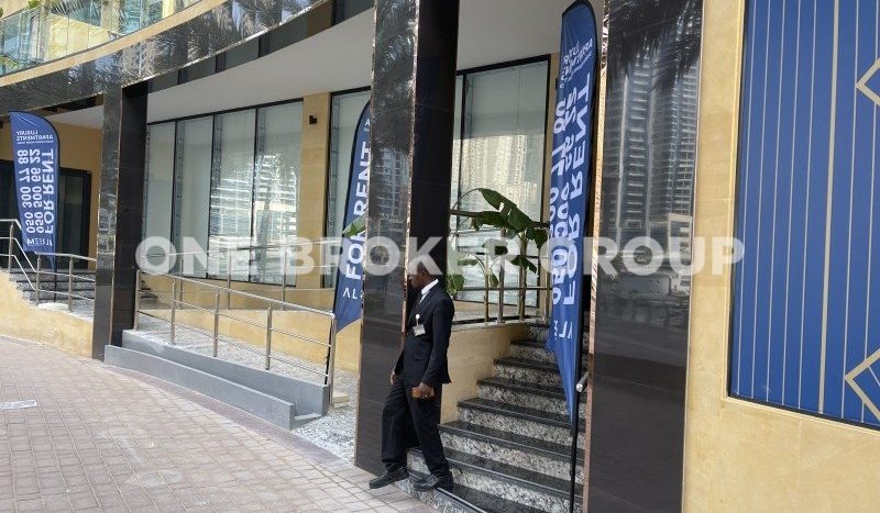 Shop on Dubai Marina, 49.4 m2 / per year