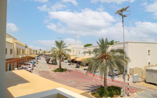 Townhouse on Al Reef, Abu-Dhabi, 3 bedrooms, 174 m2  | Foto 1