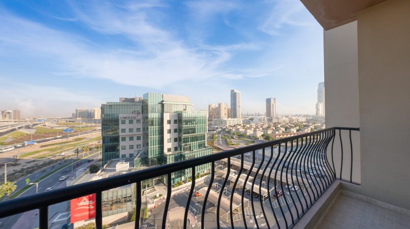 Квартира в Jumeirah Village Triangle, Дубай, 3 спальни, 103 м2 / в год