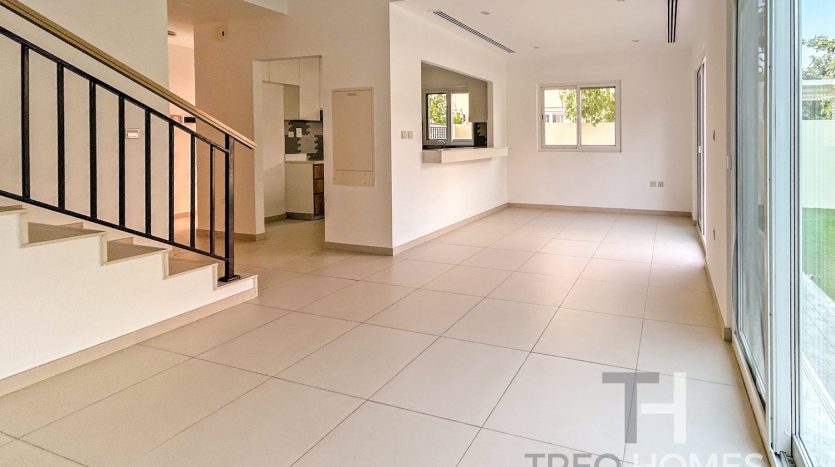Таунхаус в Dubai Land, 4 спальни, 235 м2 / в год