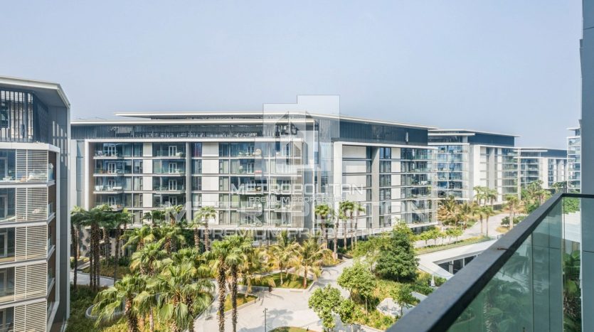 Apartment on Bluewaters, Dubai, 2 bedrooms, 158 m2 / per year