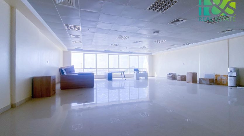 Офис в Ras-al-khaimah, 115.9 м2 / в год