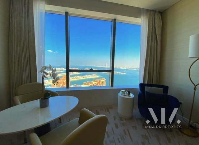 Apartment on Palm Jumeirah, Dubai, 47.1 m2 / per year