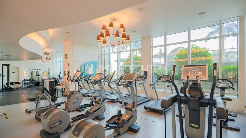Apartment on Corniche Road, Abu-Dhabi, 2 bedrooms, 161 m2 / per year
