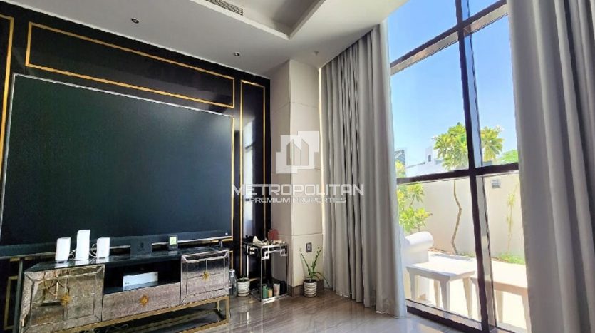 Villa on DAMAC Hills (Akoya by DAMAC), Dubai, 5 bedrooms, 302 m2 / per year