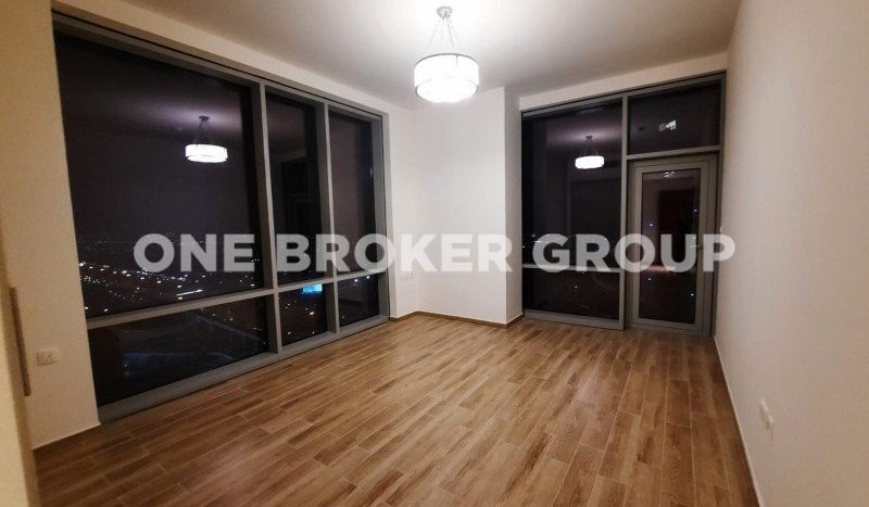 Apartment on Business Bay, Dubai, 3 bedrooms, 188 m2 / per year