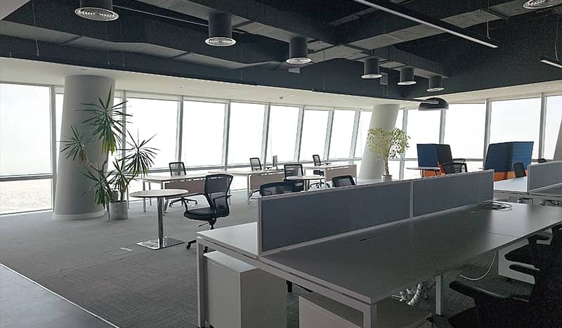 Office on Business Bay, Dubai, 647.4 m2 / per year