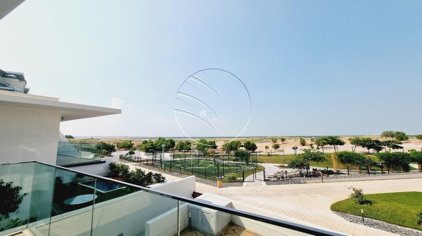 Villa on Yas Island, Abu-Dhabi, 3 bedrooms, 639 m2 / per year