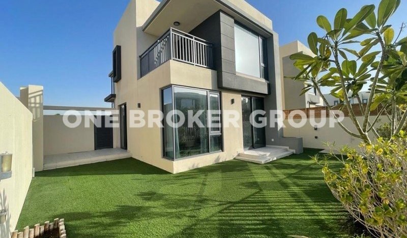 Villa on Dubai Hills Estate, 4 bedrooms, 290.4 m2  | Foto 1