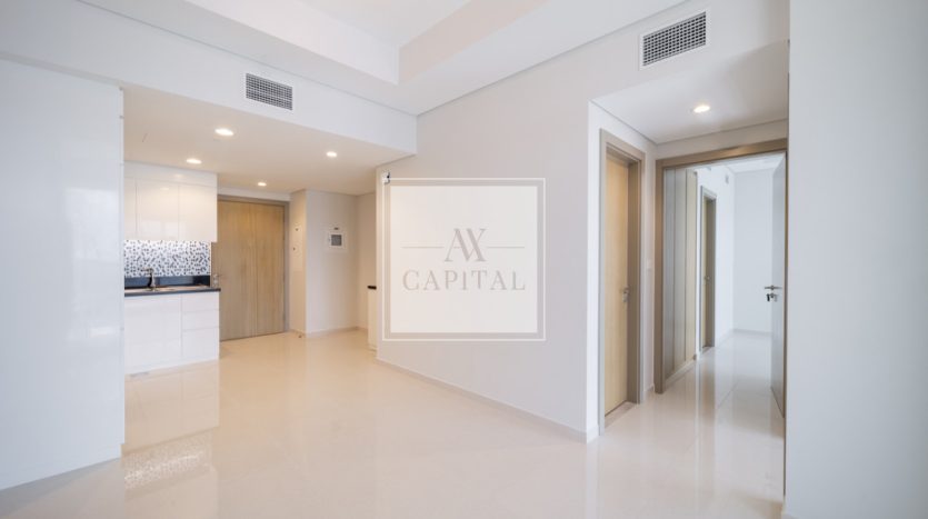 Apartment on Business Bay, Dubai, 2 bedrooms, 75.2 m2 / per year
