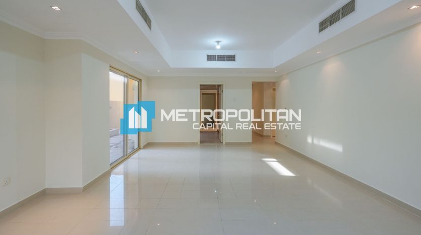 Villa on Al Raha Gardens, Abu-Dhabi, 7 bedrooms, 577.9 m2  | Foto 1
